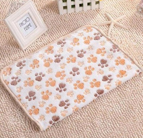 Cozy Paw Print Fleece Blanket for Pets